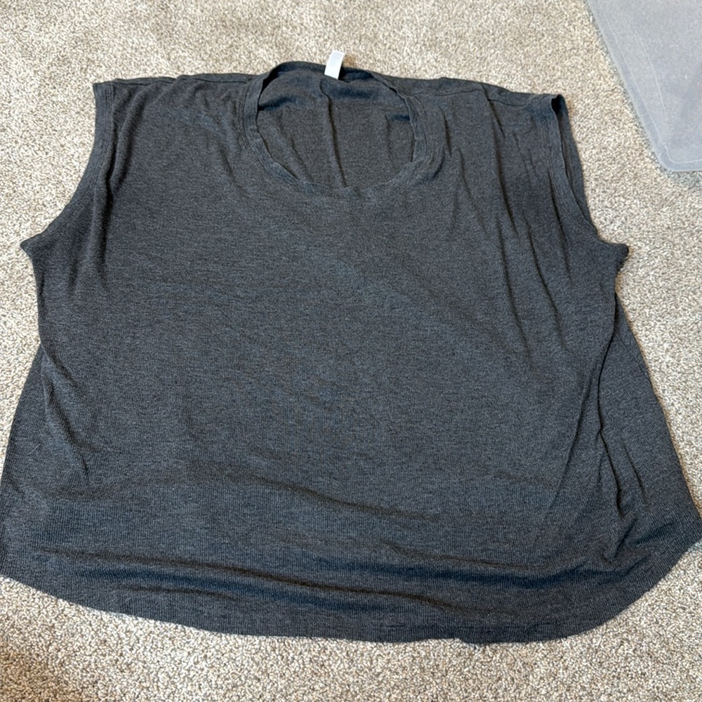 Bundle of Assorted Brands & Sizes 2 Workout Shirts XXL 2X - Picture 4 of 7